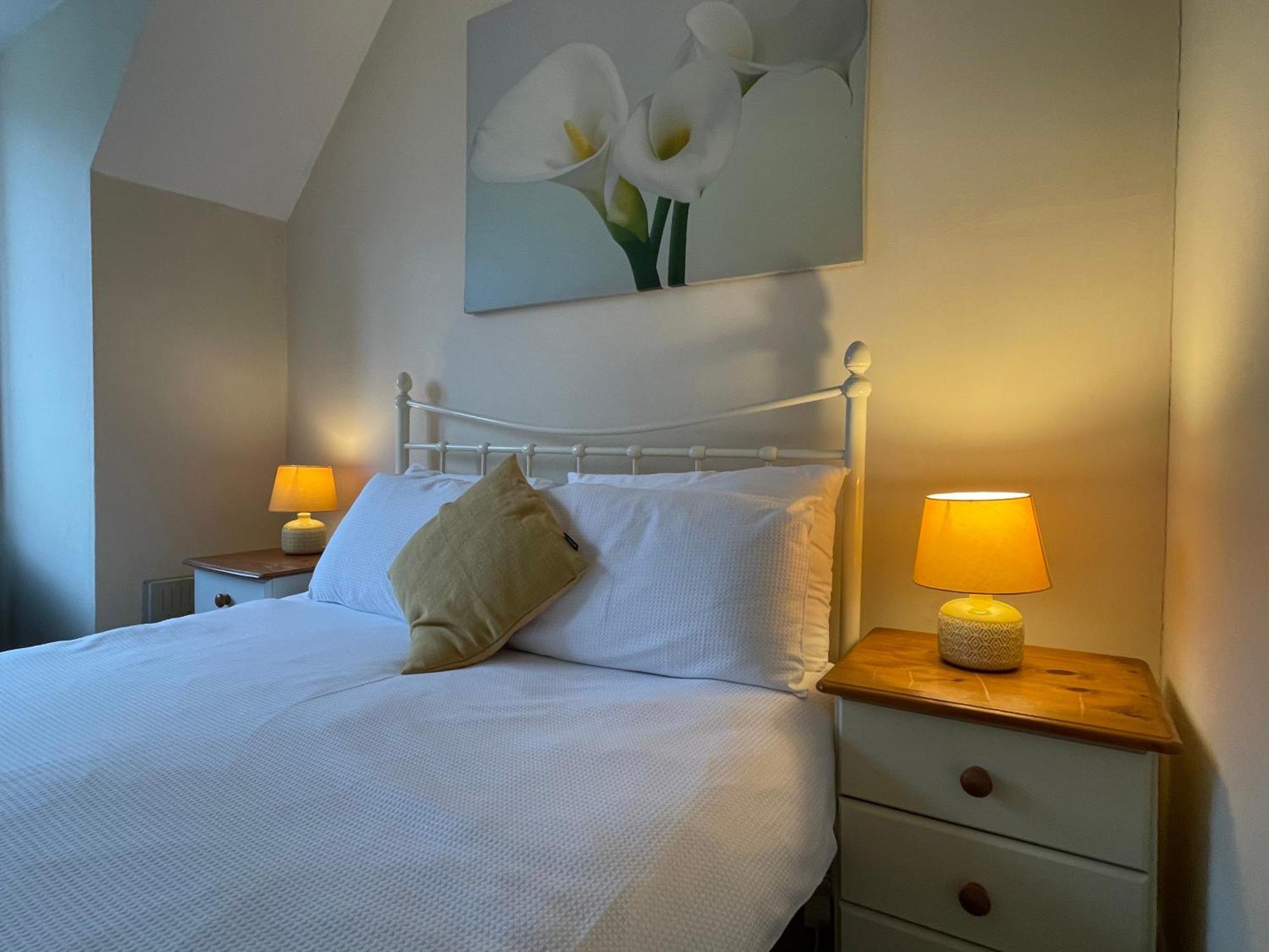 Large 5 Bed House In Scarborough Near The Beach, Large Garden & Hot Tub Esterno foto